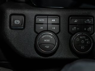 Chevrolet Silverado 2500 HD  2026 à St-Jérôme, Québec - 25 - w320h240px