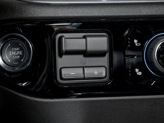 2026 Chevrolet Silverado 2500 HD in St-Jérôme, Quebec - 24 - w320h240px