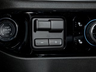 2026 Chevrolet Silverado 2500 HD in St-Jérôme, Quebec - 24 - w320h240px