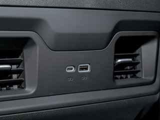 2026 Chevrolet Silverado 2500 HD in St-Jérôme, Quebec - 32 - w320h240px