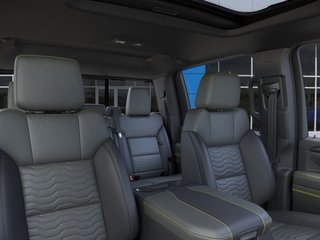 2026 Chevrolet Silverado 2500 HD in St-Jérôme, Quebec - 24 - w320h240px