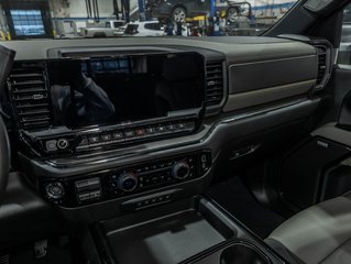 2026 Chevrolet Silverado 2500 HD in St-Jérôme, Quebec - 22 - w320h240px
