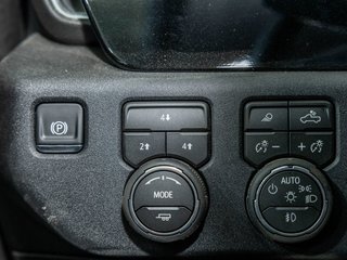 2026 Chevrolet Silverado 2500 HD in St-Jérôme, Quebec - 25 - w320h240px