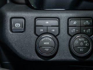 Chevrolet Silverado 2500 HD  2026 à St-Jérôme, Québec - 25 - w320h240px