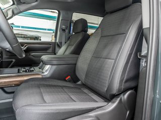 2026 Chevrolet Silverado 2500 HD in St-Jérôme, Quebec - 11 - w320h240px