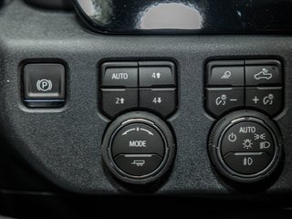 2026 Chevrolet Silverado 2500 HD in St-Jérôme, Quebec - 25 - w320h240px
