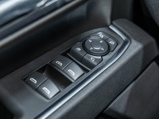 Chevrolet Silverado 2500 HD  2026 à St-Jérôme, Québec - 30 - w320h240px