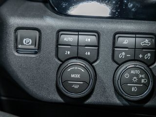 2026 Chevrolet Silverado 2500 HD in St-Jérôme, Quebec - 26 - w320h240px