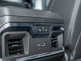 Chevrolet Silverado 2500 HD  2026 à St-Jérôme, Québec - 34 - w320h240px