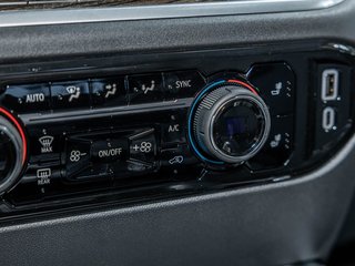 2026 Chevrolet Silverado 2500 HD in St-Jérôme, Quebec - 24 - w320h240px