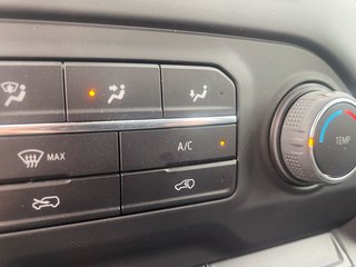 Chevrolet Silverado 2500HD  2022 à St-Jérôme, Québec - 14 - w320h240px