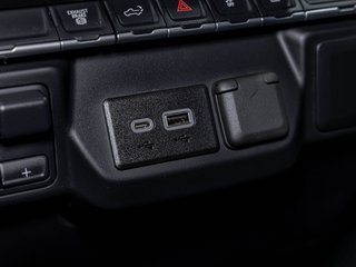 2022 Chevrolet Silverado 2500HD in St-Jérôme, Quebec - 21 - w320h240px