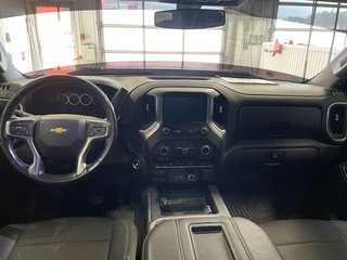 Chevrolet Silverado 2500HD  2022 à St-Jérôme, Québec - 10 - w320h240px
