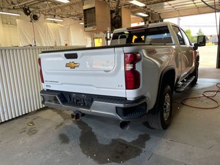 2022 Chevrolet Silverado 2500HD in St-Jérôme, Quebec - 8 - w320h240px