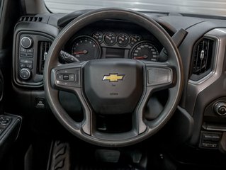 Chevrolet Silverado 2500HD  2023 à St-Jérôme, Québec - 12 - w320h240px