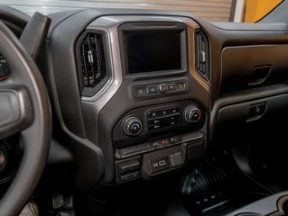 Chevrolet Silverado 2500HD  2023 à St-Jérôme, Québec - 17 - w320h240px