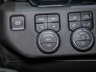 Chevrolet Silverado 2500HD  2024 à St-Jérôme, Québec - 28 - w320h240px