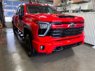 Chevrolet Silverado 2500HD  2024 à St-Jérôme, Québec - 10 - w320h240px