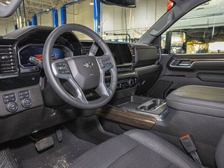 Chevrolet SILVERADO 2500 HD  2025 à St-Jérôme, Québec - 12 - w320h240px