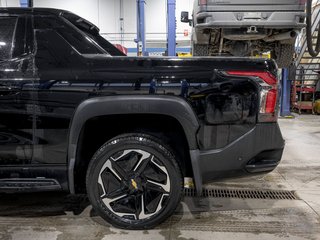 2025 Chevrolet Silverado EV in St-Jérôme, Quebec - 32 - w320h240px