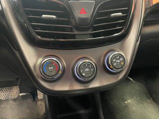 Chevrolet Spark  2021 à St-Jérôme, Québec - 13 - w320h240px