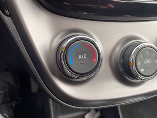 Chevrolet Spark  2022 à St-Jérôme, Québec - 13 - w320h240px