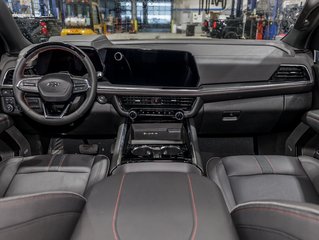 Chevrolet Suburban  2025 à St-Jérôme, Québec - 4 - w320h240px
