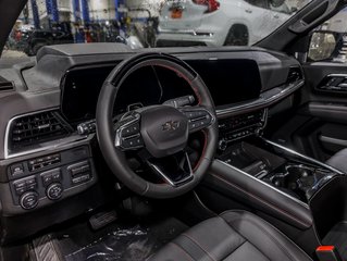 Chevrolet Suburban  2025 à St-Jérôme, Québec - 12 - w320h240px