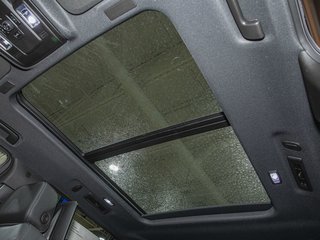 Chevrolet Suburban  2025 à St-Jérôme, Québec - 5 - w320h240px