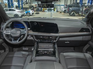 Chevrolet Suburban  2025 à St-Jérôme, Québec - 4 - w320h240px