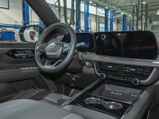 Chevrolet Suburban  2025 à St-Jérôme, Québec - 29 - w320h240px