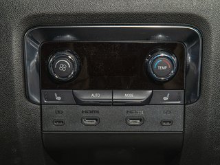 Chevrolet Suburban  2025 à St-Jérôme, Québec - 31 - w320h240px