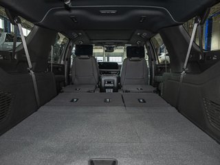 2025 Chevrolet Suburban in St-Jérôme, Quebec - 38 - w320h240px