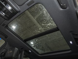 2025 Chevrolet Suburban in St-Jérôme, Quebec - 5 - w320h240px