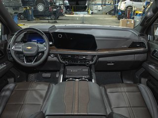 2025 Chevrolet Suburban in St-Jérôme, Quebec - 4 - w320h240px