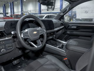 Chevrolet Suburban  2026 à St-Jérôme, Québec - 12 - w320h240px
