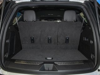 2025 Chevrolet Tahoe in St-Jérôme, Quebec - 32 - w320h240px