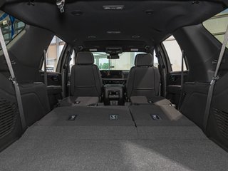 2025 Chevrolet Tahoe in St-Jérôme, Quebec - 34 - w320h240px