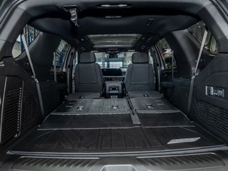 2025 Chevrolet Tahoe in St-Jérôme, Quebec - 34 - w320h240px