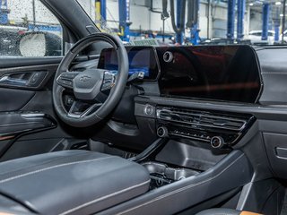 Chevrolet Traverse  2027 à St-Jérôme, Québec - 27 - w320h240px