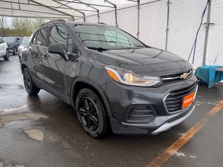Chevrolet Trax  2018 à St-Jérôme, Québec - 9 - w320h240px