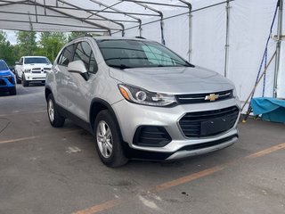 Chevrolet Trax  2021 à St-Jérôme, Québec - 9 - w320h240px