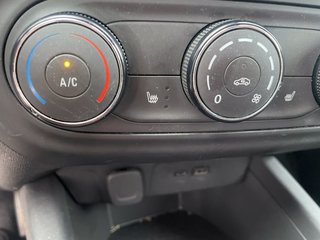 Chevrolet Trax  2024 à St-Jérôme, Québec - 14 - w320h240px