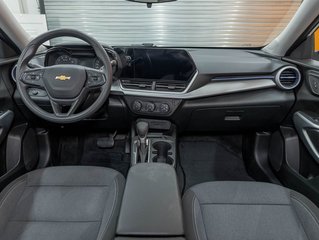 Chevrolet Trax  2024 à St-Jérôme, Québec - 11 - w320h240px