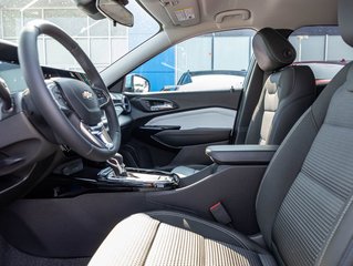 2025 Chevrolet Trax in St-Jérôme, Quebec - 12 - w320h240px