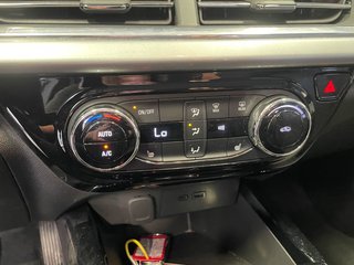 Chevrolet Trax  2025 à St-Jérôme, Québec - 12 - w320h240px