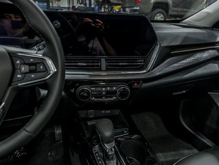 Chevrolet Trax  2026 à St-Jérôme, Québec - 19 - w320h240px