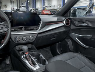 Chevrolet Trax  2026 à St-Jérôme, Québec - 18 - w320h240px