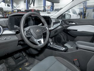 Chevrolet Trax  2026 à St-Jérôme, Québec - 11 - w320h240px