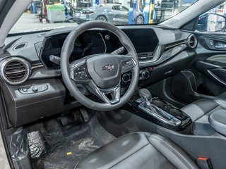 Chevrolet Trax  2026 à St-Jérôme, Québec - 12 - w320h240px